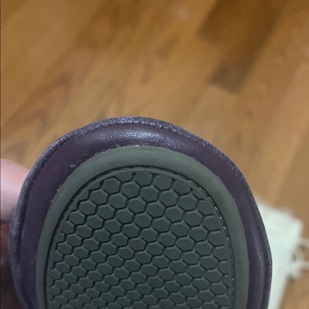 Beautiful Purple Flats with Pouch - Picture 5 of 6